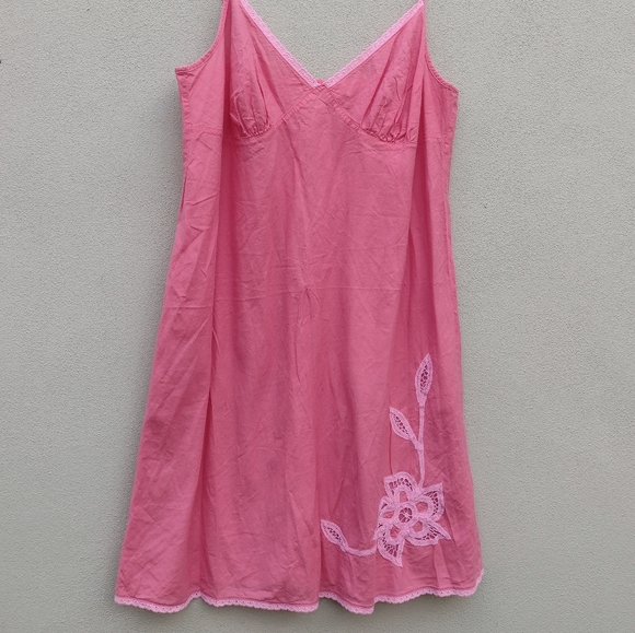 Marks & Spencer Pink Nightgown in Size Medium - Picture 2 of 9